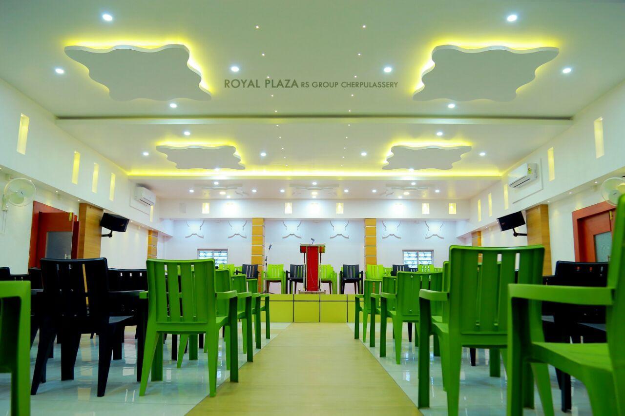 Отель Royal Plaza Residency Cheruppulasseri Экстерьер фото